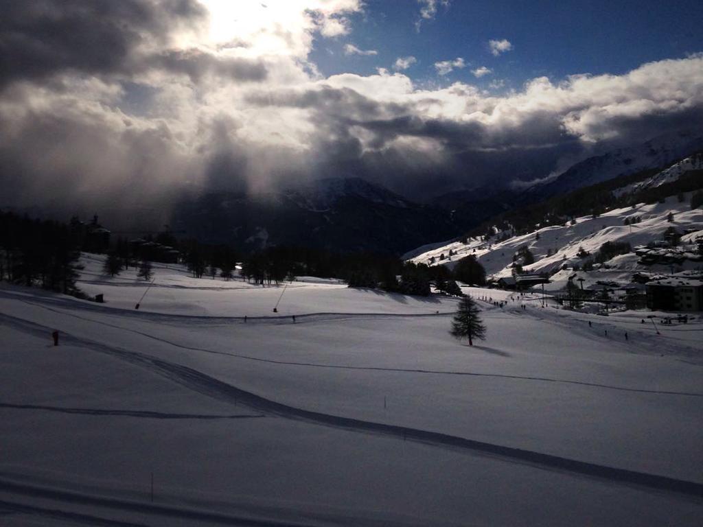 Hotel Shackleton Mountain Resort Sestriere Exterior foto