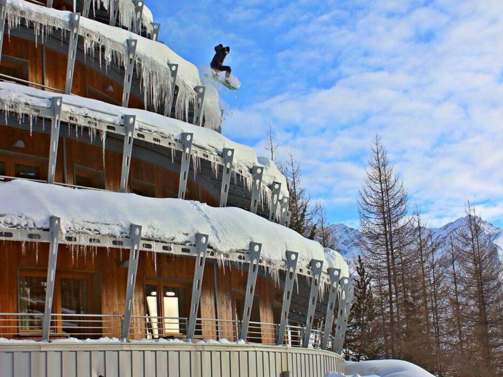 Hotel Shackleton Mountain Resort Sestriere Exterior foto